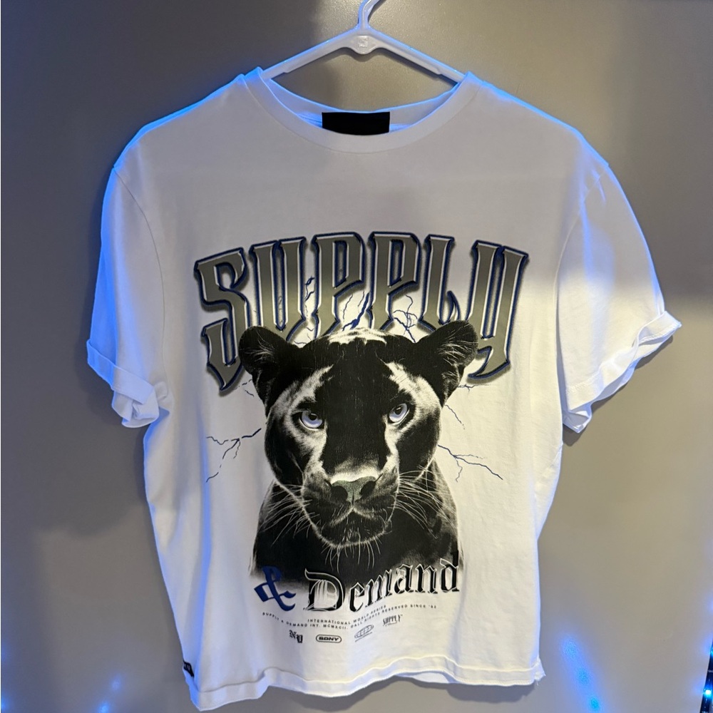White Short Sleeve Tees with Graphic Prints